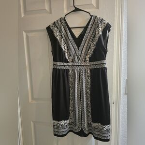 INC International Concepts Black and White V neck Dress BOHO Style Size L